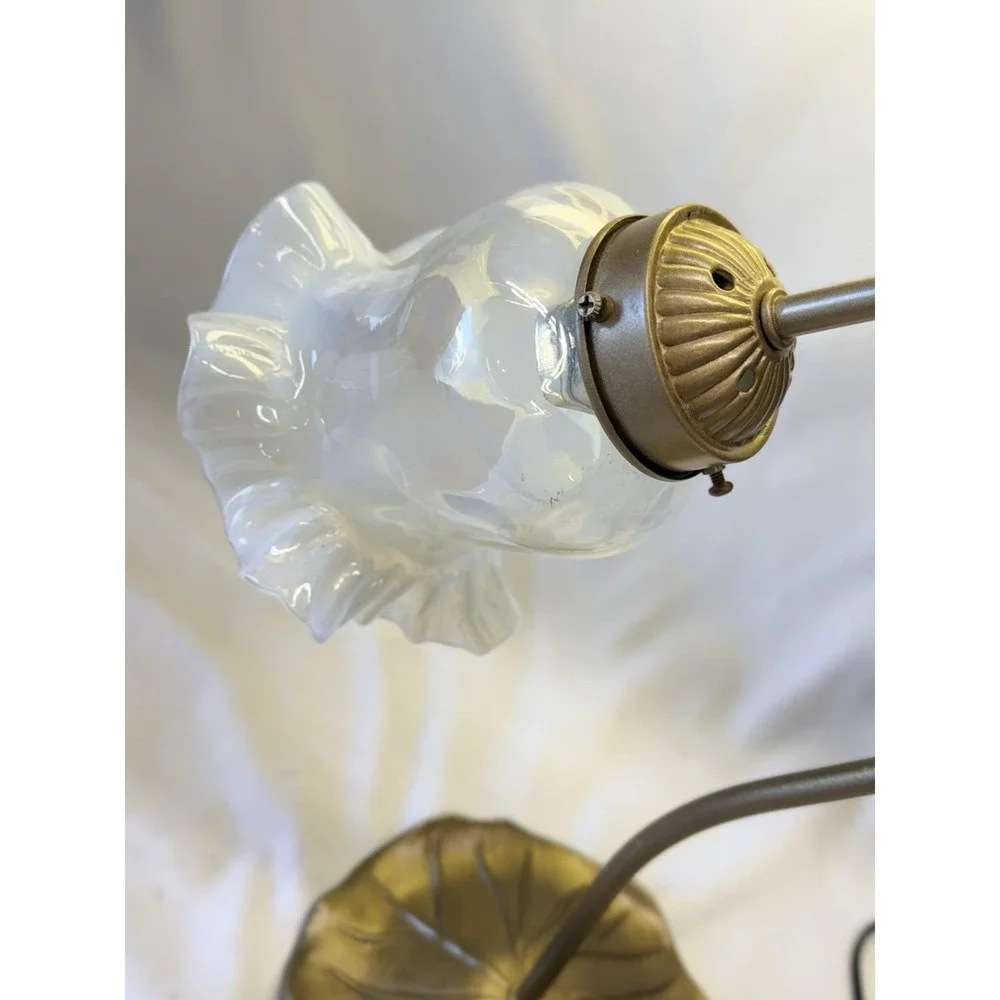 Art Nouveau Brass Style Gooseneck Lily Pad Desk Lamp W/ Fenton Opalescent Shade